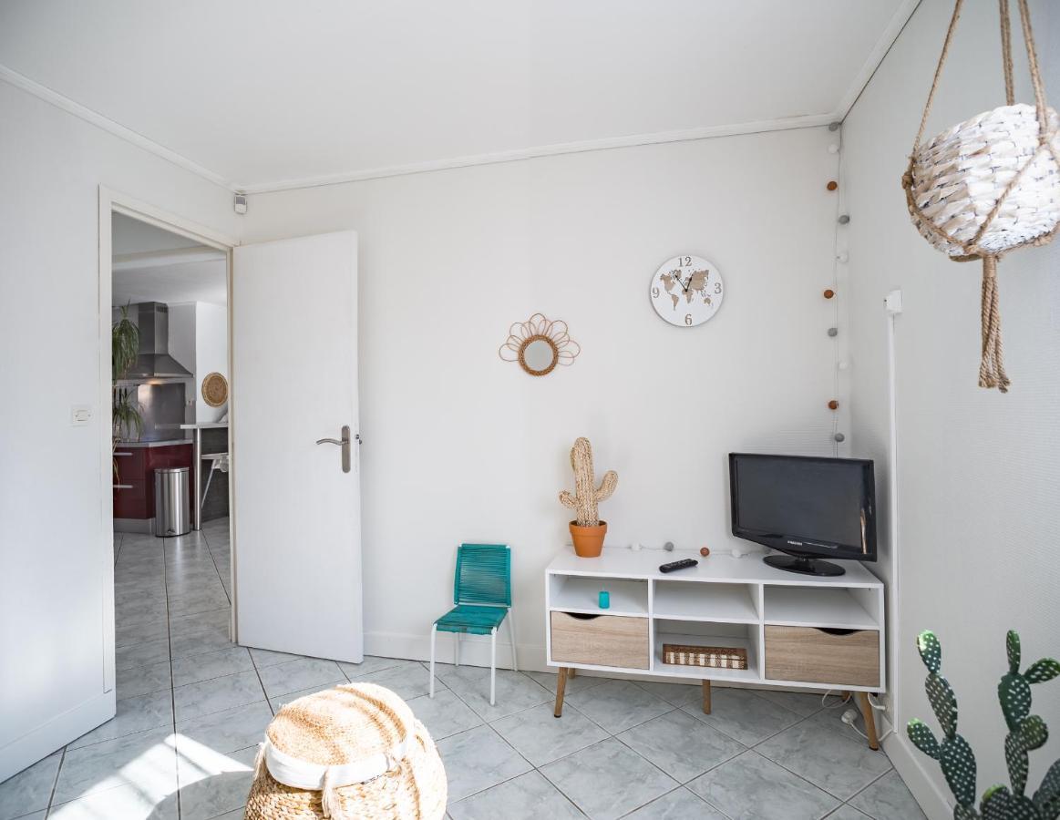 Апартаменты Sun House - Terrasse Parking Prive Gratuit Труа Экстерьер фото