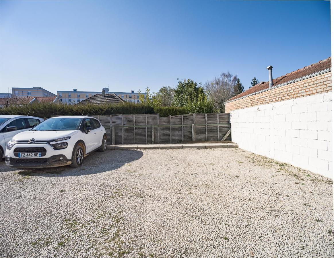 Апартаменты Sun House - Terrasse Parking Prive Gratuit Труа Экстерьер фото